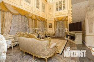 Дом 511м&sup2;, 2-этажный, участок 8 сот.  