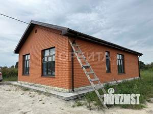 Дом 80м&sup2;, 2-этажный, участок 5 сот.  