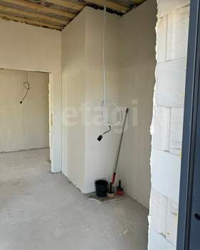 Дом 100м&sup2;, 1-этажный, участок 7 сот.  