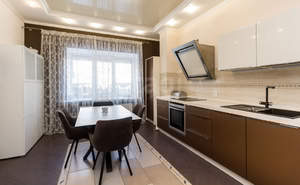 Дом 200м&sup2;, 2-этажный, участок 1 сот.  