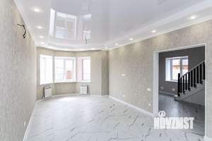 Коттедж 137м&sup2;, 2-этажный, участок 6 сот.  