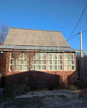 Дом 30м², 2-этажный, участок 6 сот.  
