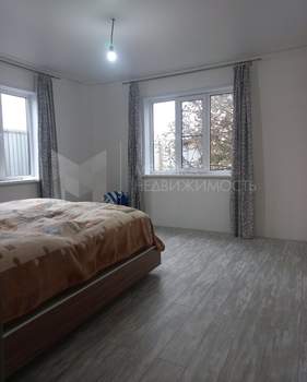 Дом 205м&sup2;, 2-этажный, участок 6 сот.  