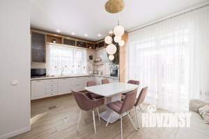 Дом 133м&sup2;, 2-этажный, участок 8 сот.  