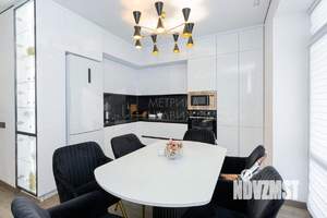 Таунхаус 150м&sup2;, 2-этажный, участок 2 сот.  