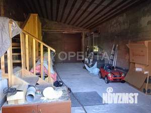 Дом 366м&sup2;, 2-этажный, участок 15 сот.  