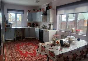 Дом 150м&sup2;, 2-этажный, участок 10 сот.  