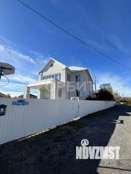 Дом 539м&sup2;, 2-этажный, участок 12 сот.  