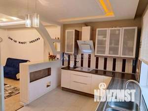 Коттедж 176м&sup2;, 2-этажный, участок 10 сот.  