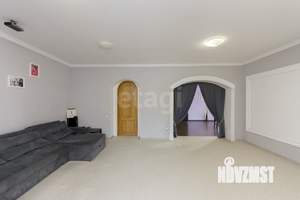 Дом 613м&sup2;, 4-этажный, участок 20 сот.  