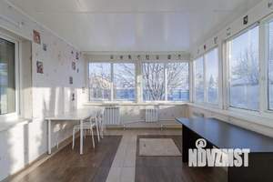 Дом 198м&sup2;, 2-этажный, участок 10 сот.  