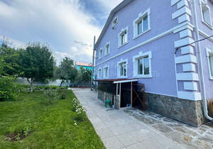 Дом 380м², 2-этажный, участок 15 сот.  