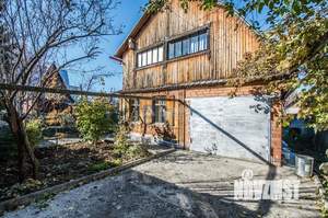 Дом 100м², 2-этажный, участок 6 сот.  