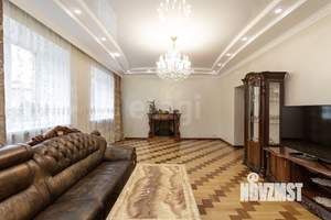 Дом 356м², 2-этажный, участок 21 сот.  