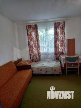 Дом 40м², 2-этажный, участок 8 сот.  