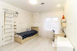 Дом 69м&sup2;, 2-этажный, участок 4 сот.  