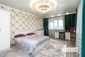 Дом 280м², 3-этажный, участок 12 сот.  
