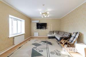 Дом 198м&sup2;, 2-этажный, участок 10 сот.  