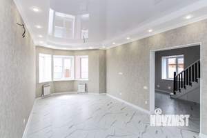 Коттедж 137м², 2-этажный, участок 6 сот.  