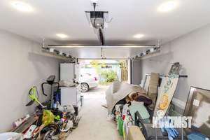 Дом 135м&sup2;, 2-этажный, участок 5 сот.  