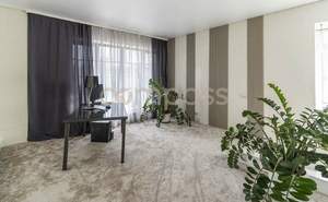 Дом 284м&sup2;, 2-этажный, участок 9 сот.  