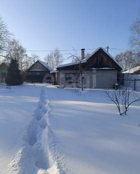 Дом 52м&sup2;, 2-этажный, участок 4 сот.  