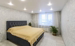 Дом 180м&sup2;, 2-этажный, участок 7 сот.  