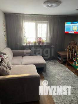 Дом 50м&sup2;, 2-этажный, участок 6 сот.  