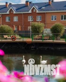 Таунхаус 81м&sup2;, 3-этажный, участок 1 сот.  