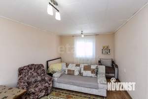 Дом 42м&sup2;, 2-этажный, участок 10 сот.  