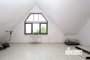 Дом 265м&sup2;, 2-этажный, участок 5 сот.  