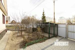 Дом 227м&sup2;, 2-этажный, участок 15 сот.  