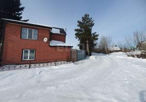 Дом 93м&sup2;, 2-этажный, участок 8 сот.  