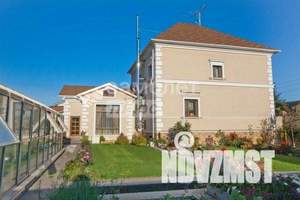 Коттедж 600м&sup2;, 2-этажный, участок 17 сот.  