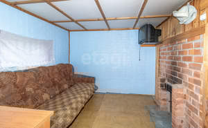 Дом 20м², 2-этажный, участок 8 сот.  