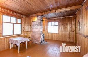 Дом 50м&sup2;, 2-этажный, участок 6 сот.  