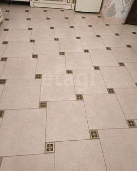 Дом 264м&sup2;, 3-этажный, участок 8 сот.  