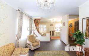Коттедж 155м², 2-этажный, участок 10 сот.  