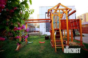 Дом 203м&sup2;, 2-этажный, участок 8 сот.  