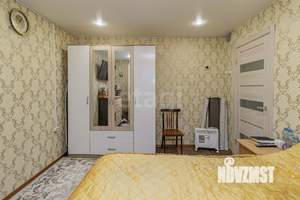 Дом 100м&sup2;, 2-этажный, участок 6 сот.  