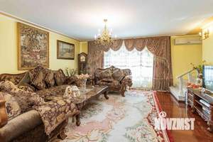 Дом 1571м², 3-этажный, участок 16 сот.  