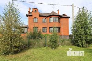 Дом 633м&sup2;, 3-этажный, участок 15 сот.  