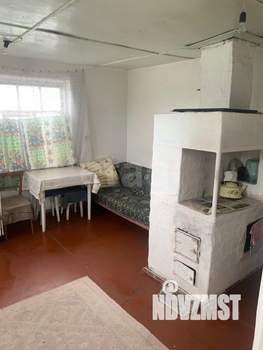 Дом 25м&sup2;, 2-этажный, участок 4 сот.  