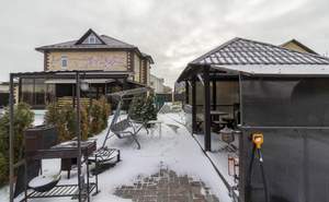 Дом 300м&sup2;, 3-этажный, участок 10 сот.  