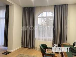 Дом 220м&sup2;, 2-этажный, участок 6 сот.  