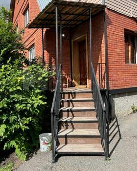 Дом 194м², 2-этажный, участок 21 сот.  