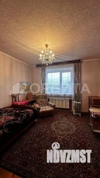 Дом 200м², 2-этажный, участок 10 сот.  