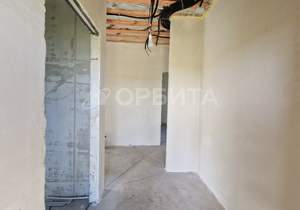 Дом 100м&sup2;, 2-этажный, участок 0 сот.  