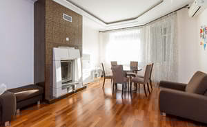 Дом 200м&sup2;, 2-этажный, участок 1 сот.  