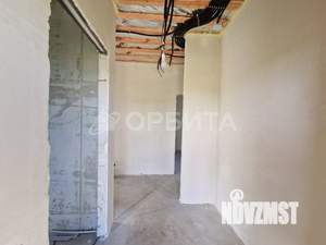 Дом 100м&sup2;, 2-этажный, участок 5 сот.  